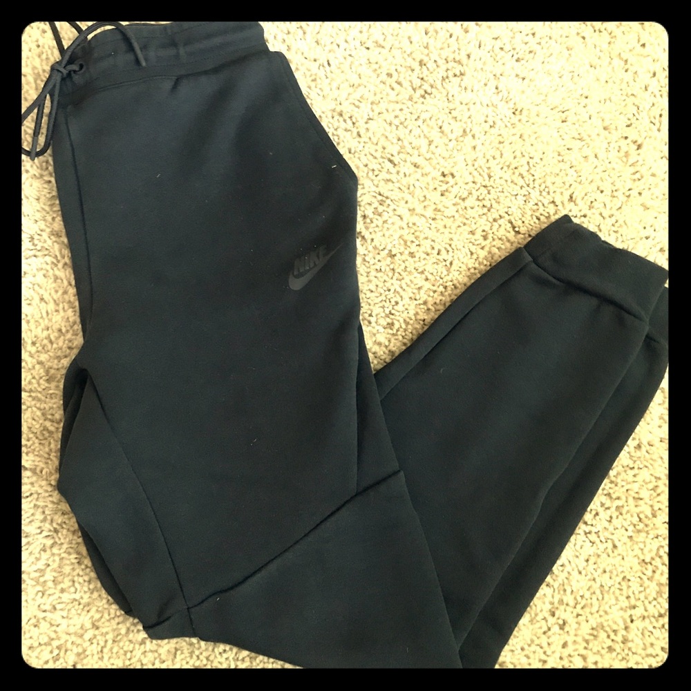 Nike men’s tech fleece pants